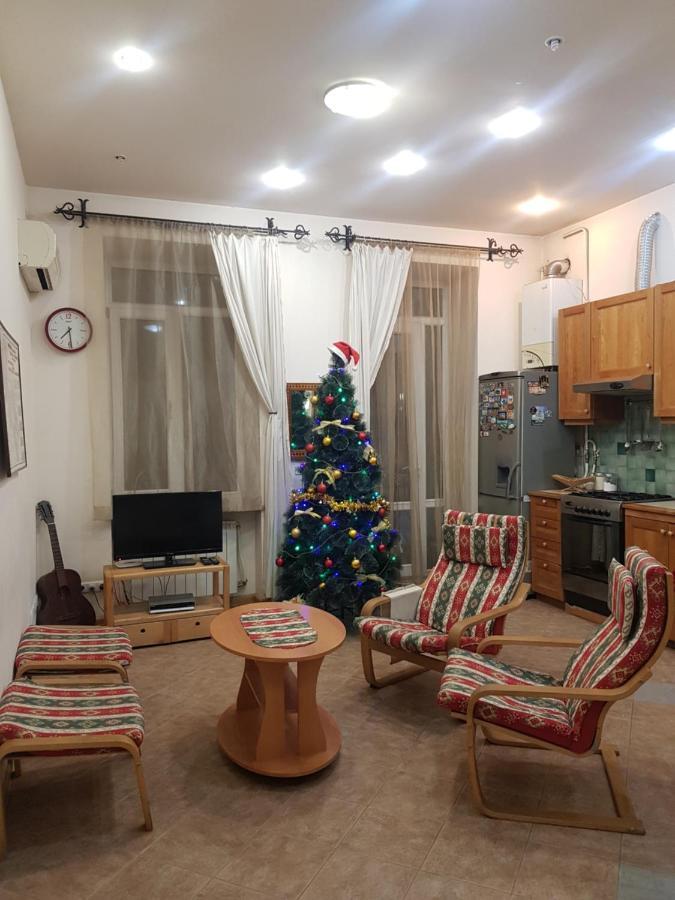 Apartment Jasmin With Balcony At Republic Square & Ruben Tours Yerevan