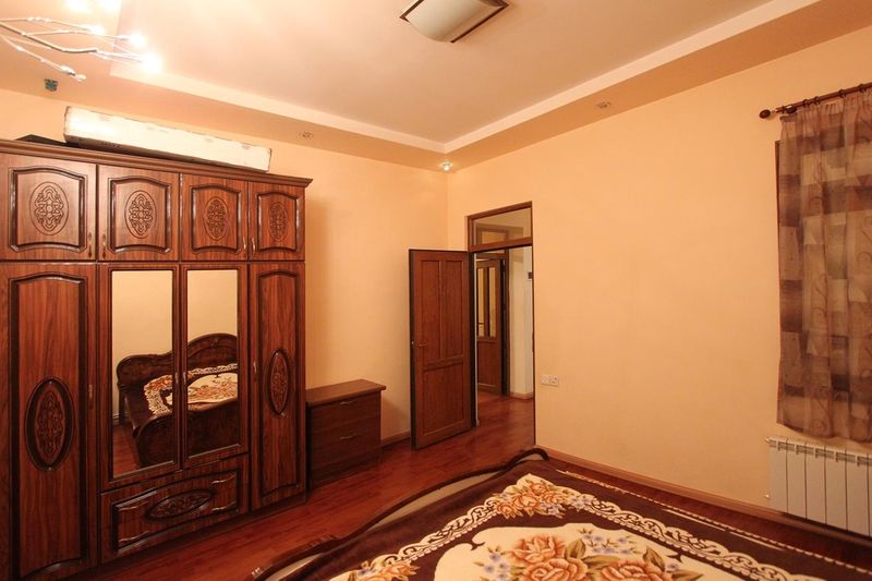 Apartment Jasmin With Balcony At Republic Square & Ruben Tours Yerevan